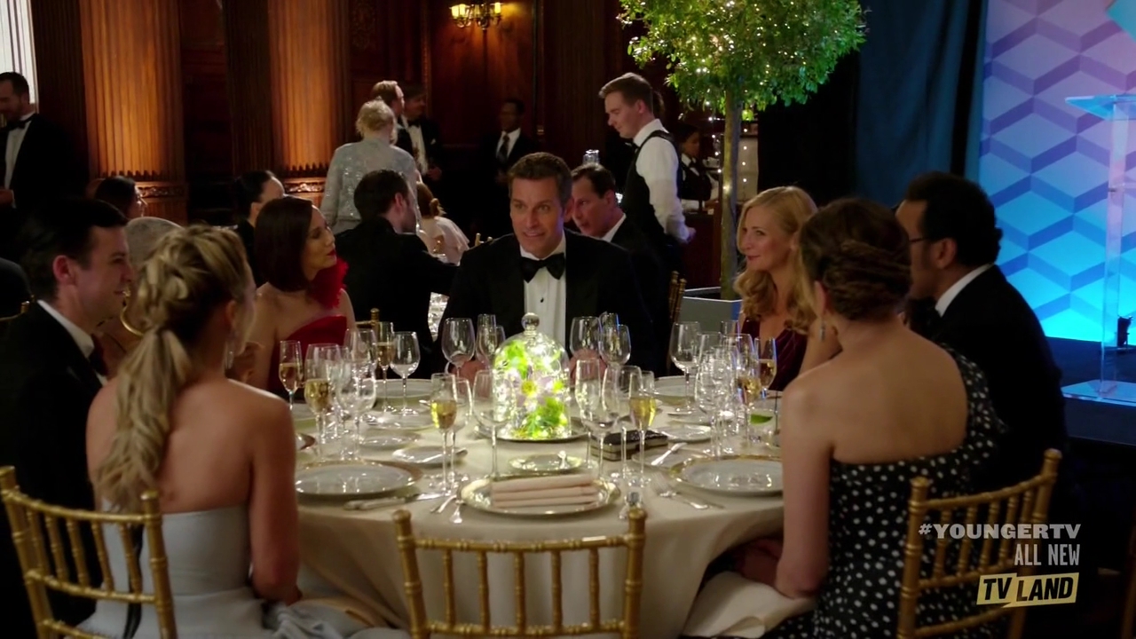 DailyDuff-dot-nl_Younger4x11ItsLoveActually1297.jpg