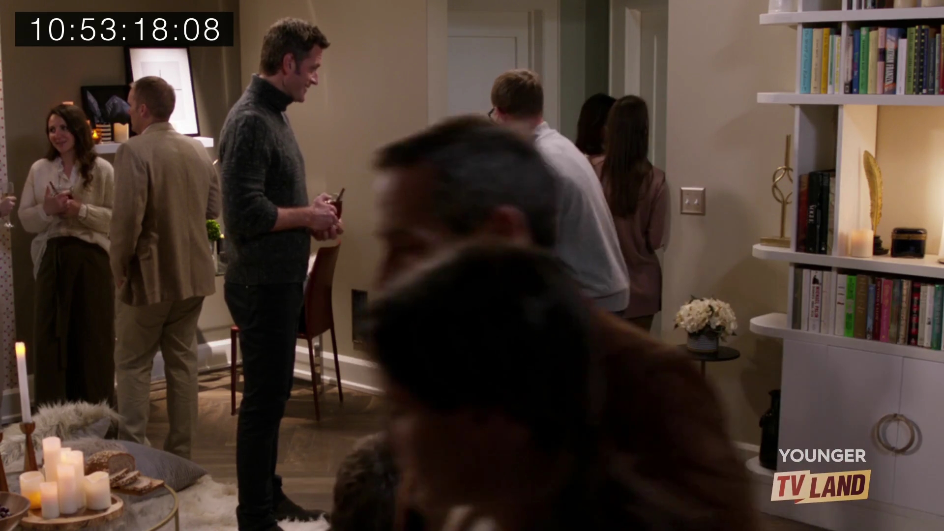 DailyDuff-dot-nl_Younger-S4-Outtakes4x02-0068.jpg DailyDuff-dot-nl_Younger-S4-Outtakes4x02-0068.jpg