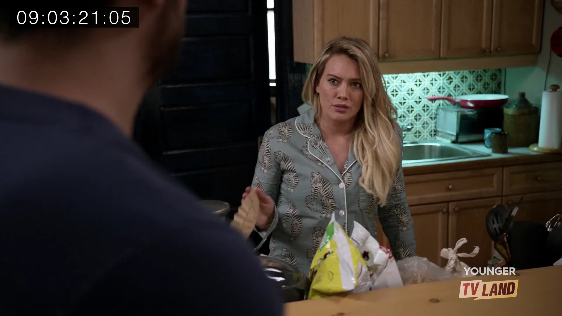 DailyDuff-dot-nl_Younger-S4-Outtakes4x02-0090.jpg DailyDuff-dot-nl_Younger-S4-Outtakes4x02-0090.jpg