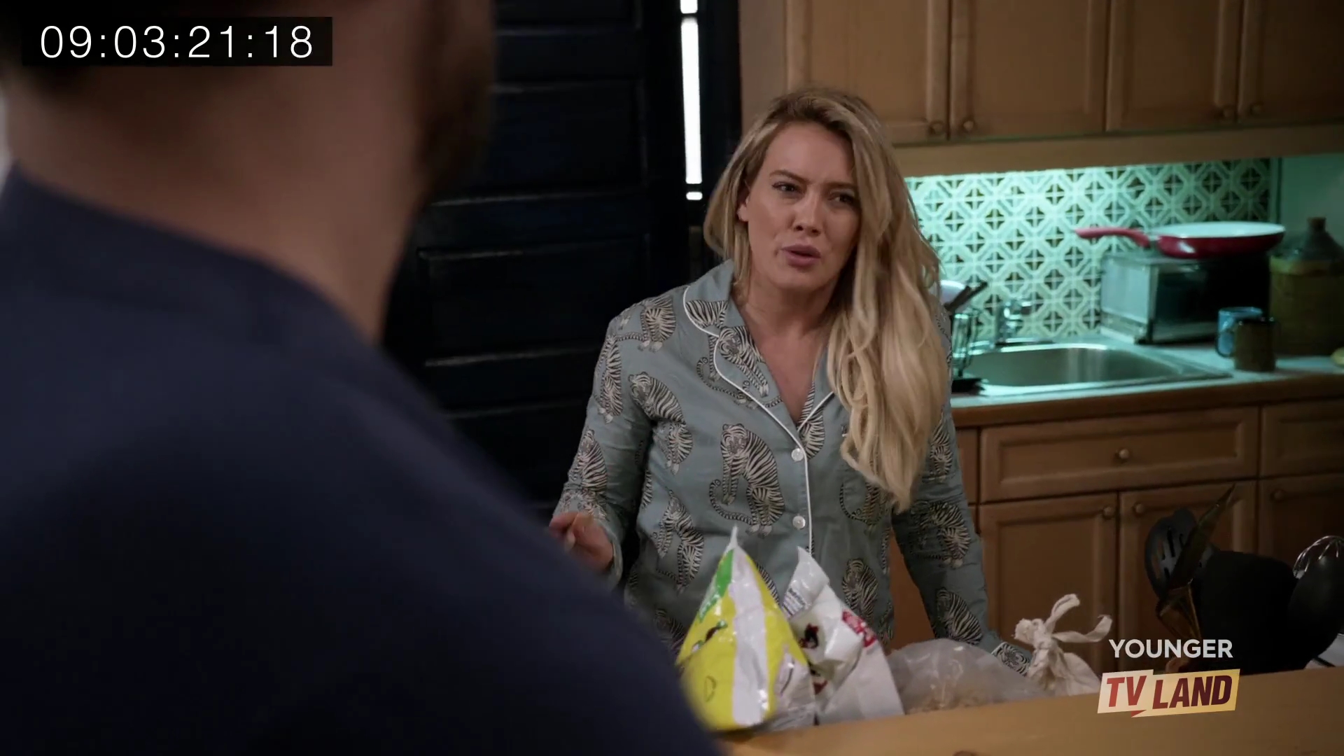 DailyDuff-dot-nl_Younger-S4-Outtakes4x02-0091.jpg DailyDuff-dot-nl_Younger-S4-Outtakes4x02-0091.jpg