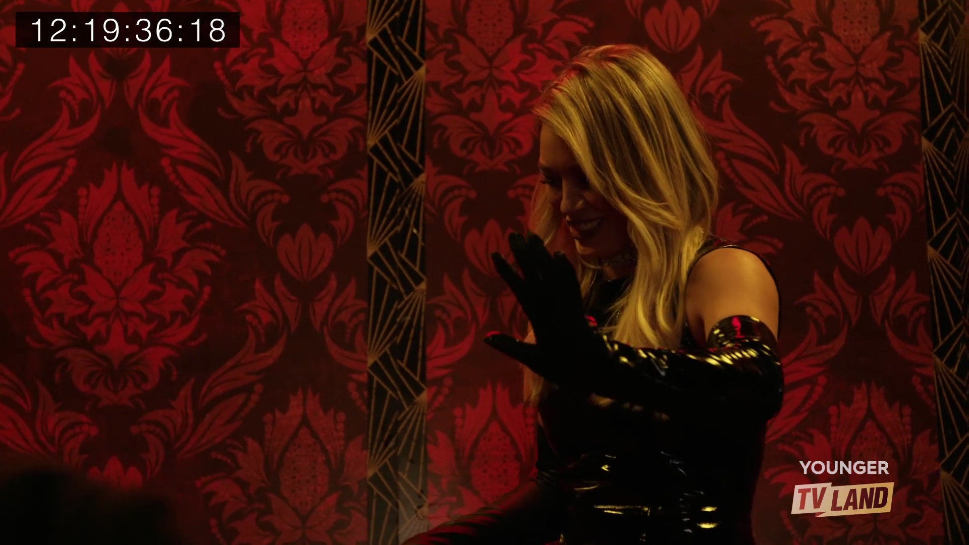 DailyDuff-dot-nl_Younger-S4-Outtakes4x02-0161.jpg