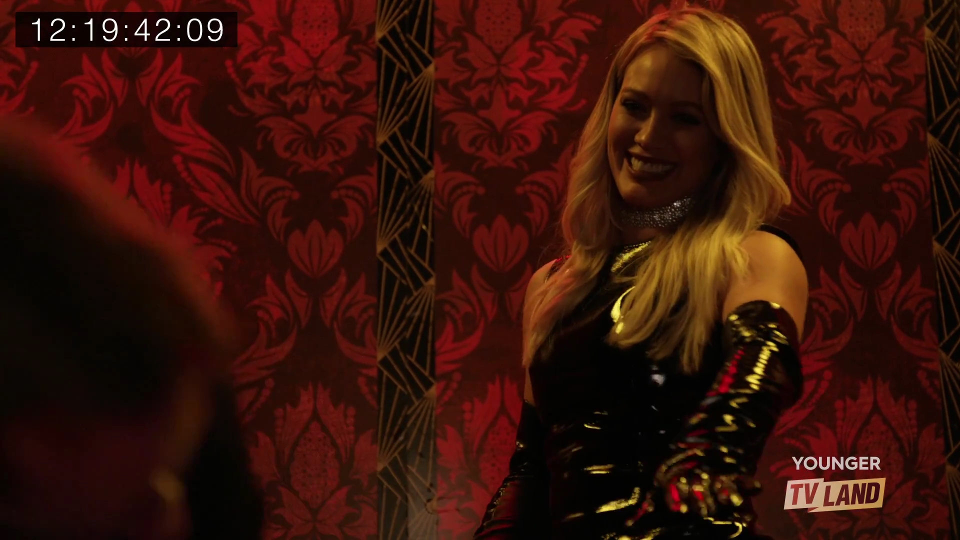 DailyDuff-dot-nl_Younger-S4-Outtakes4x02-0172.jpg DailyDuff-dot-nl_Younger-S4-Outtakes4x02-0172.jpg