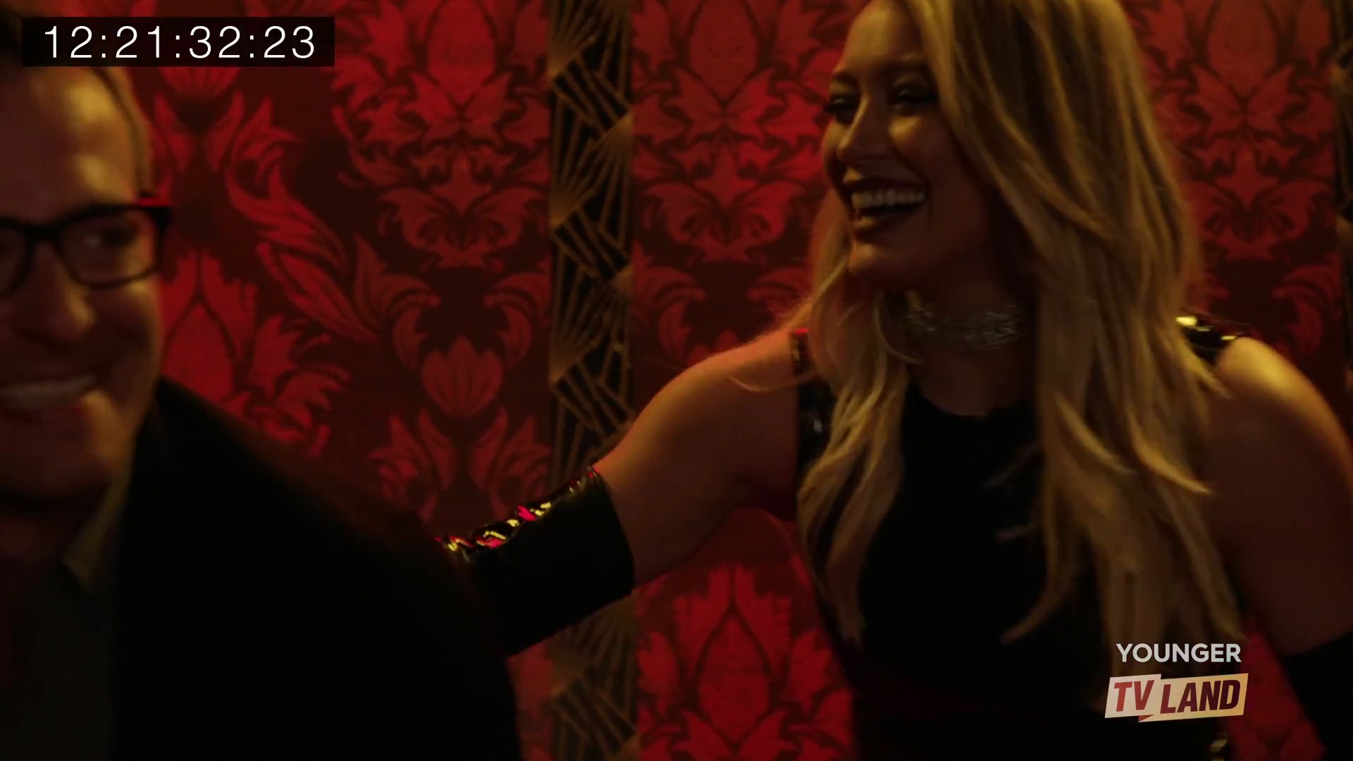 DailyDuff-dot-nl_Younger-S4-Outtakes4x02-0186.jpg DailyDuff-dot-nl_Younger-S4-Outtakes4x02-0186.jpg