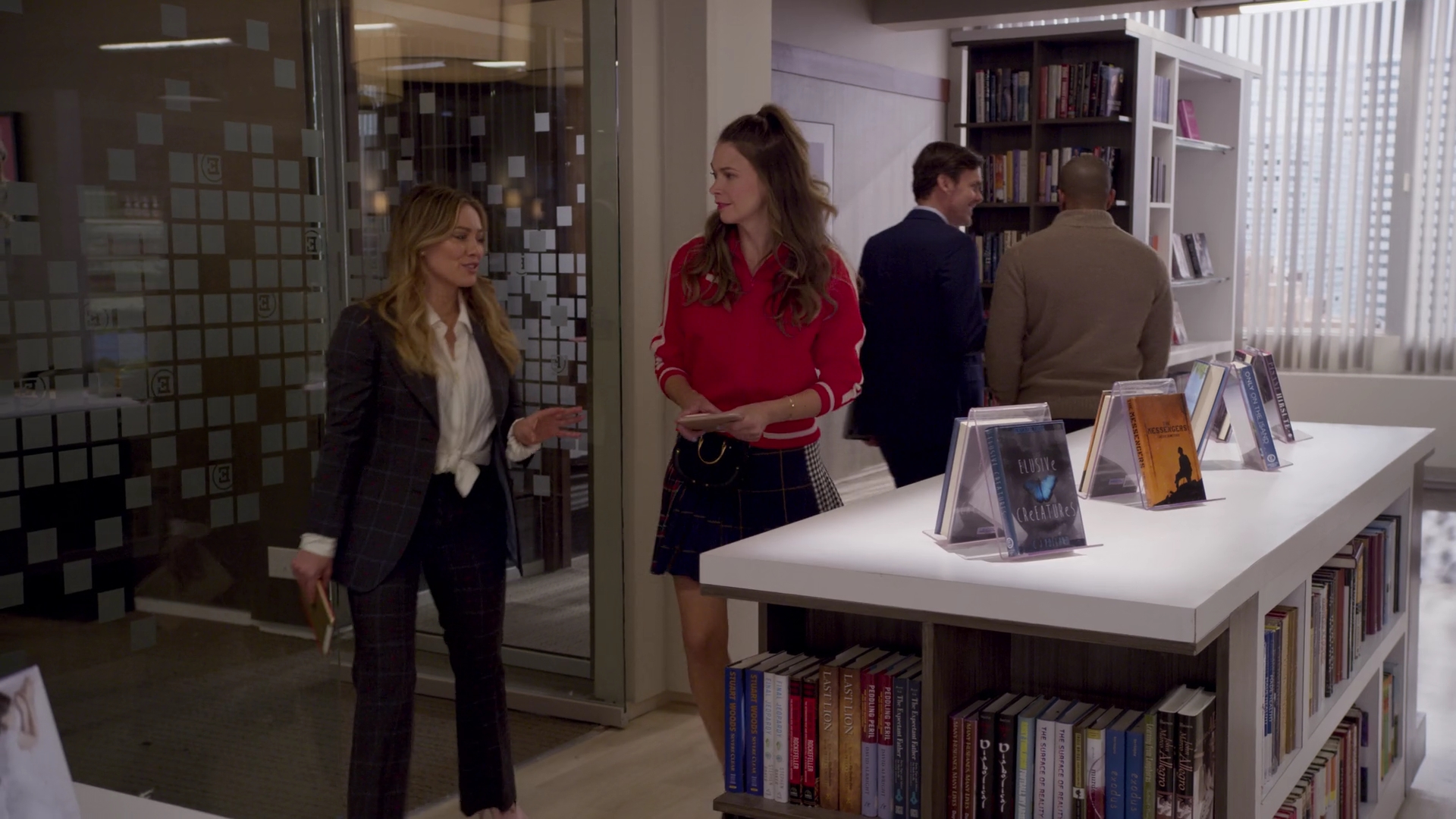 DailyDuff-dot-nl_Younger5x020350.jpg