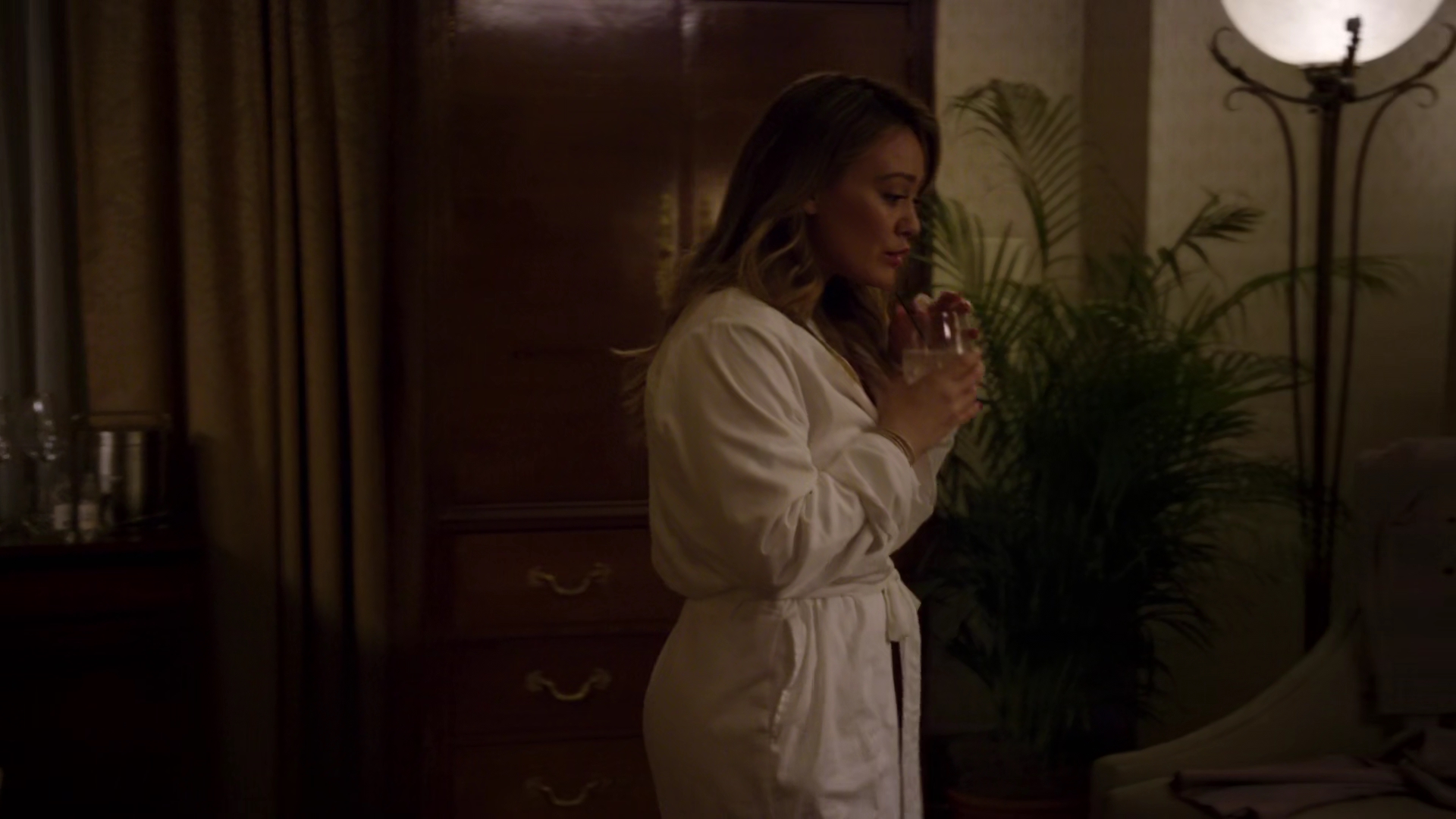 DailyDuff-dot-nl_Younger5x03-0619.jpg DailyDuff-dot-nl_Younger5x03-0619.jpg