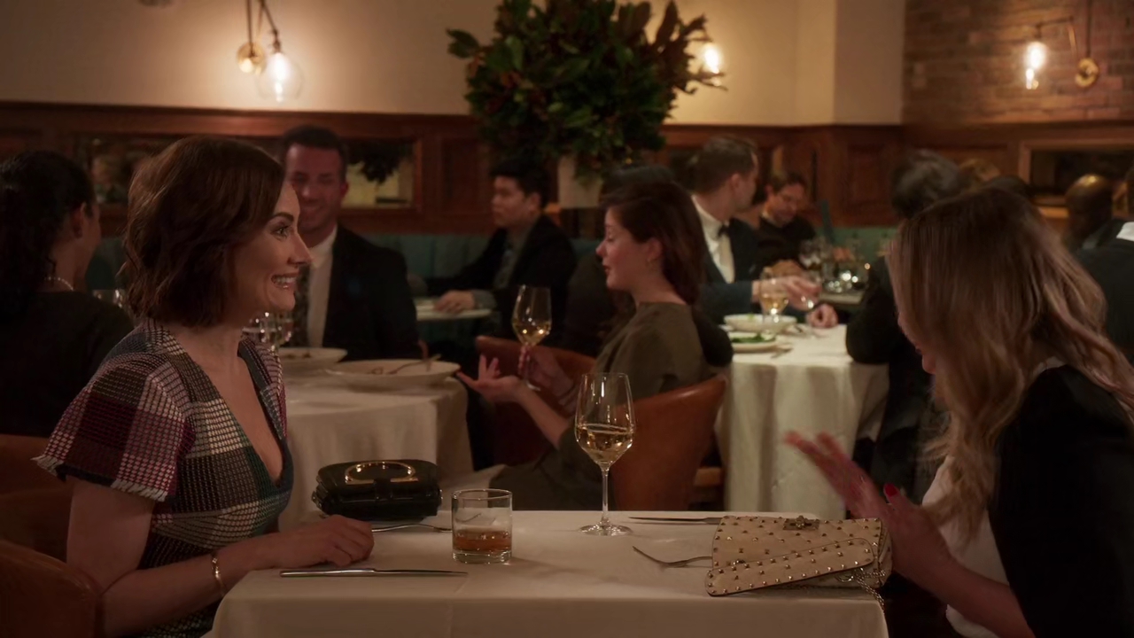 DailyDuff-dot-nl_Younger6x01-1945.jpg