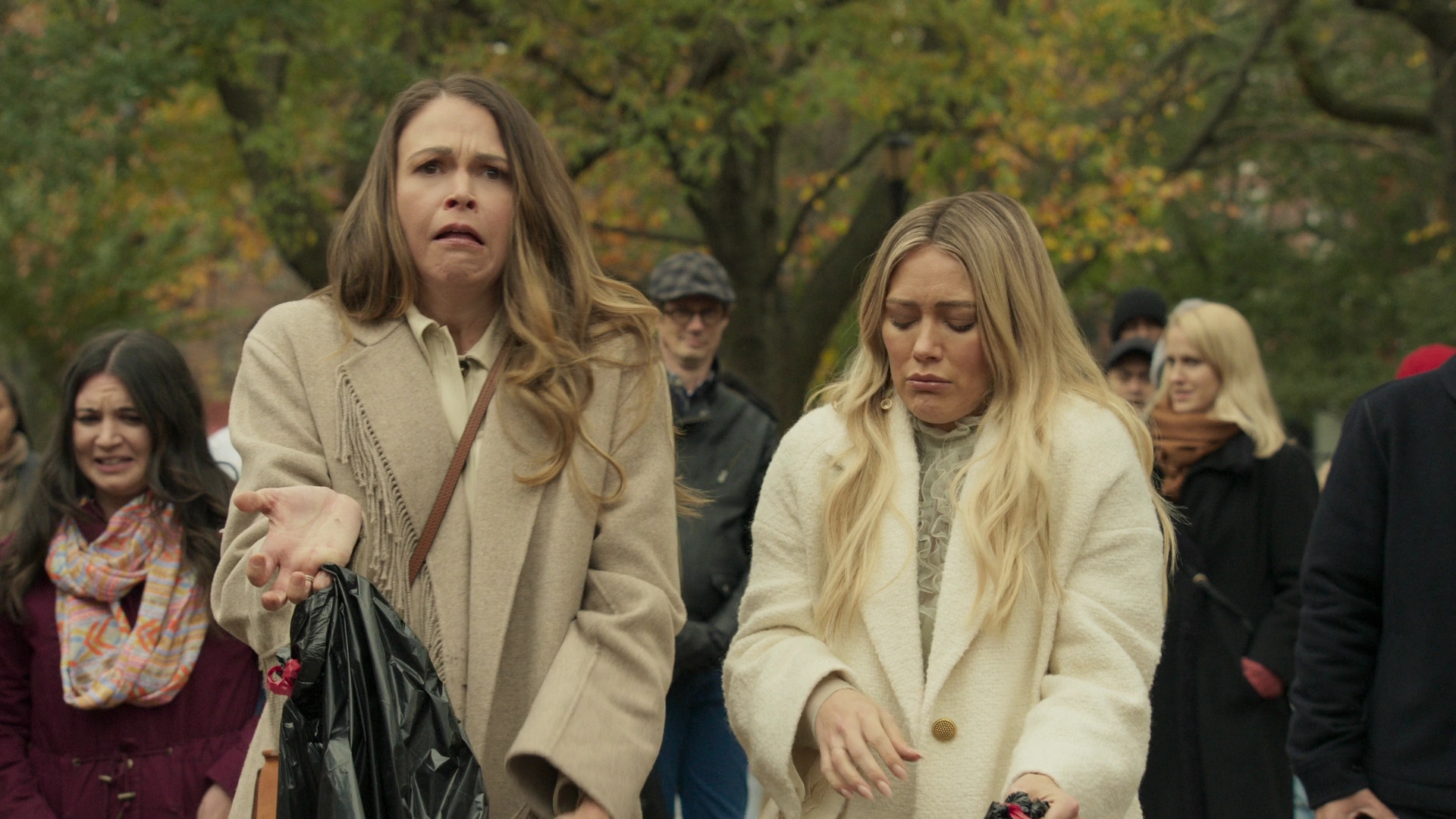 DailyDuff-dot-nl_Younger7x02ItsTheEndOfTheWorldWormGirl0494.jpg