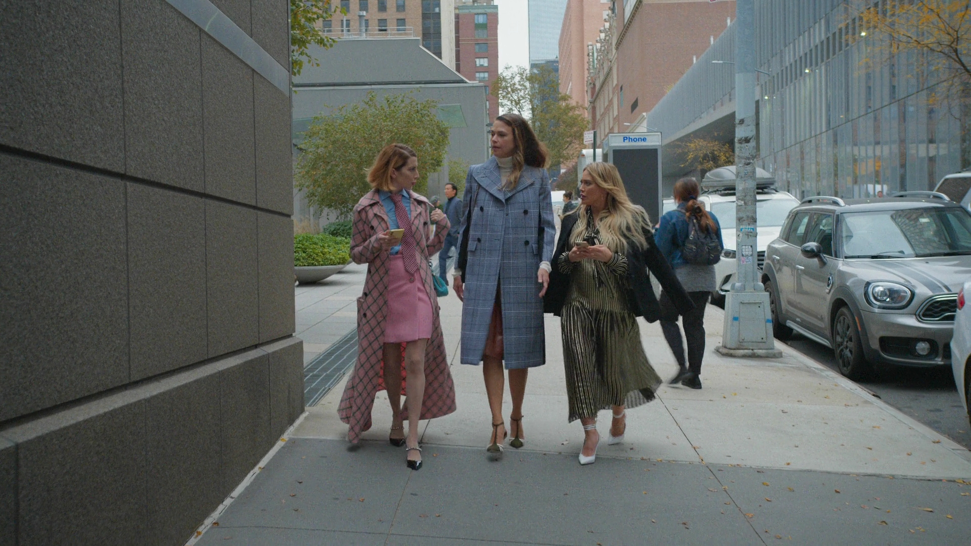 DailyDuff-dot-nl_Younger7x02ItsTheEndOfTheWorldWormGirl1027.jpg