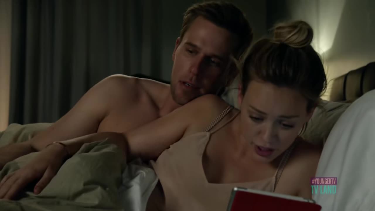 DailyDuff-dot-nl_Younger1x01-00082.jpg