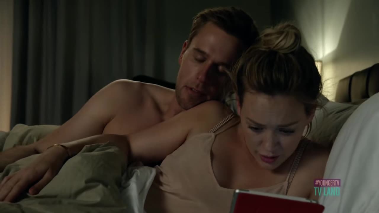 DailyDuff-dot-nl_Younger1x01-00083.jpg