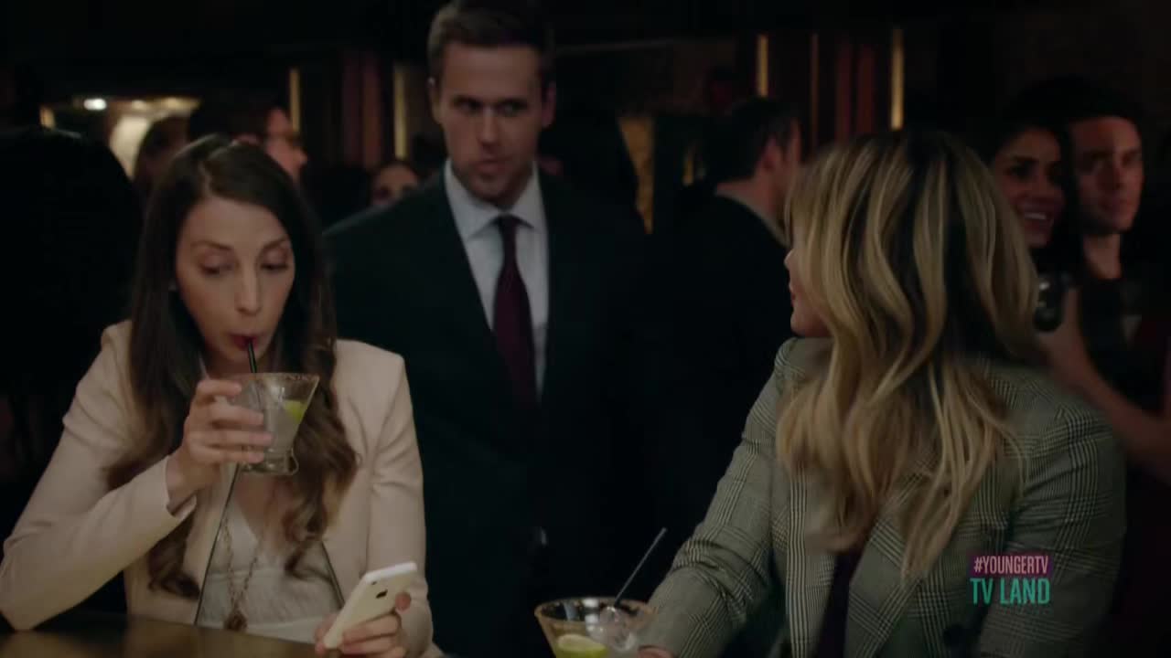 DailyDuff-dot-nl_Younger1x04-00105.jpg