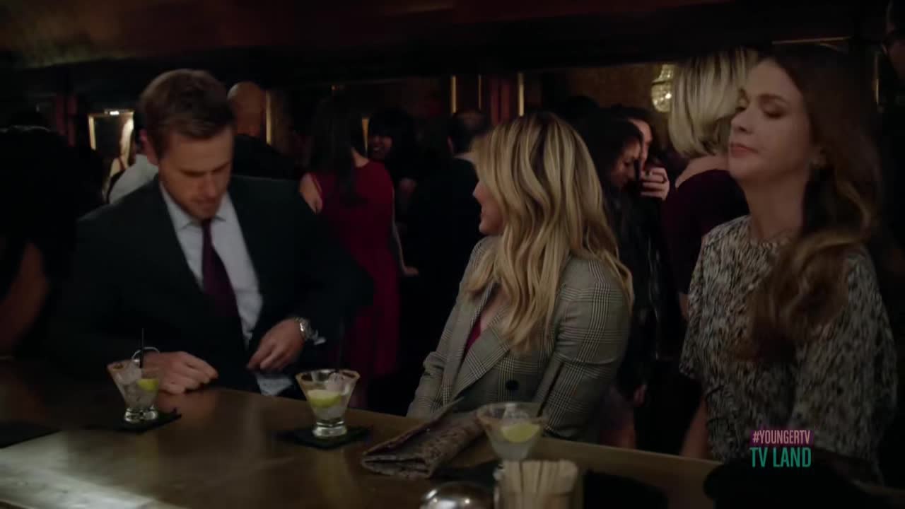 DailyDuff-dot-nl_Younger1x04-00120.jpg