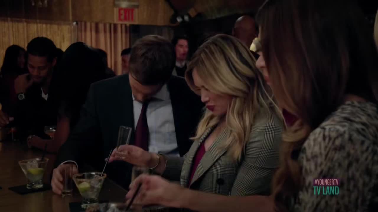 DailyDuff-dot-nl_Younger1x04-00145.jpg