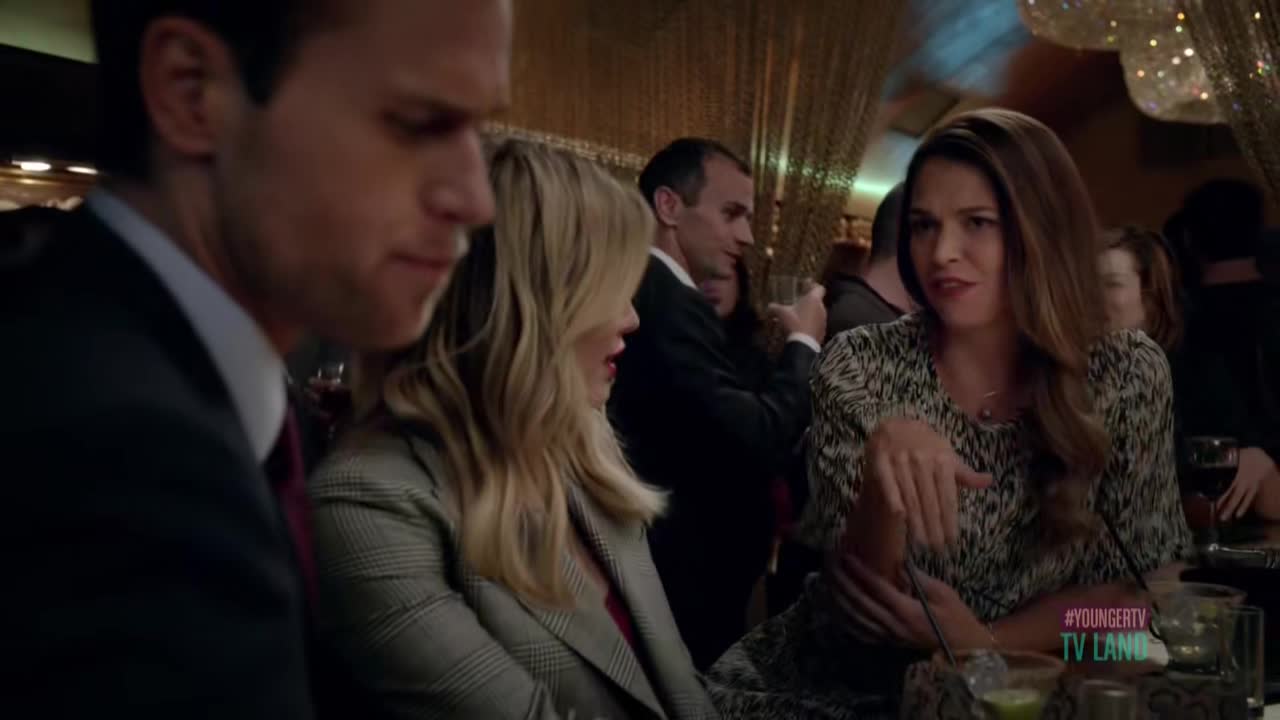 DailyDuff-dot-nl_Younger1x04-00150.jpg