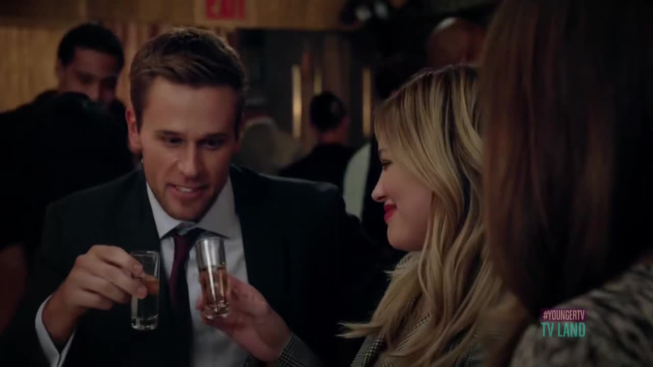 DailyDuff-dot-nl_Younger1x04-00170.jpg