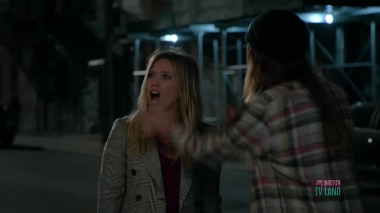 DailyDuff-dot-nl_Younger1x04-00326.jpg