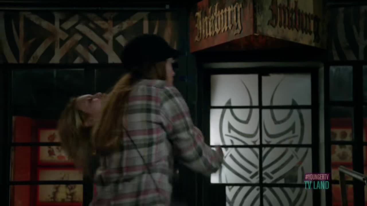 DailyDuff-dot-nl_Younger1x04-00331.jpg