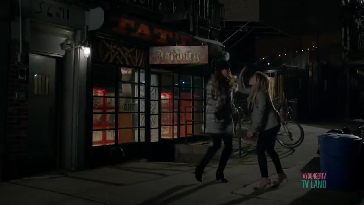 DailyDuff-dot-nl_Younger1x04-00337.jpg