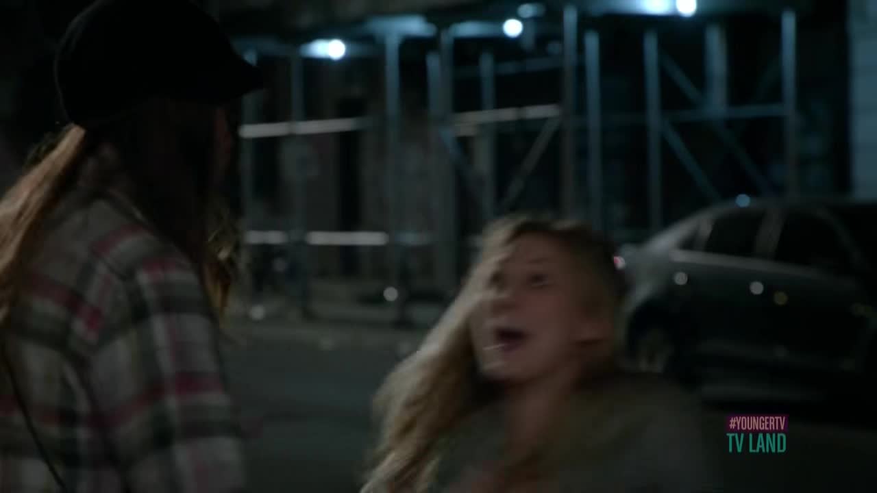 DailyDuff-dot-nl_Younger1x04-00340.jpg