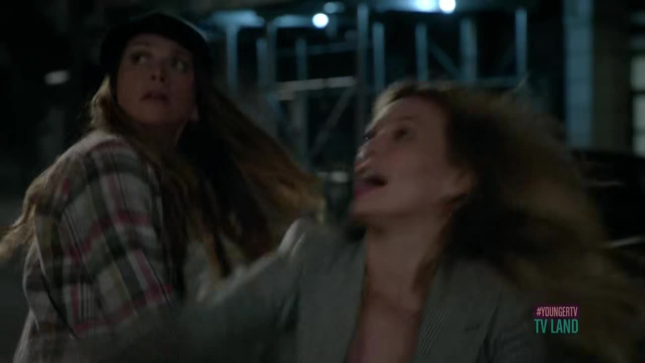 DailyDuff-dot-nl_Younger1x04-00341.jpg