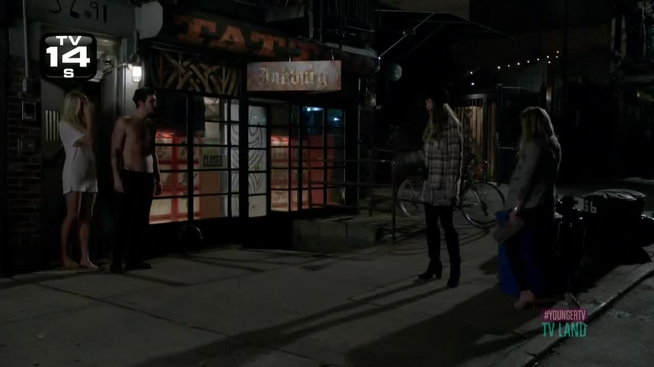 DailyDuff-dot-nl_Younger1x04-00348.jpg