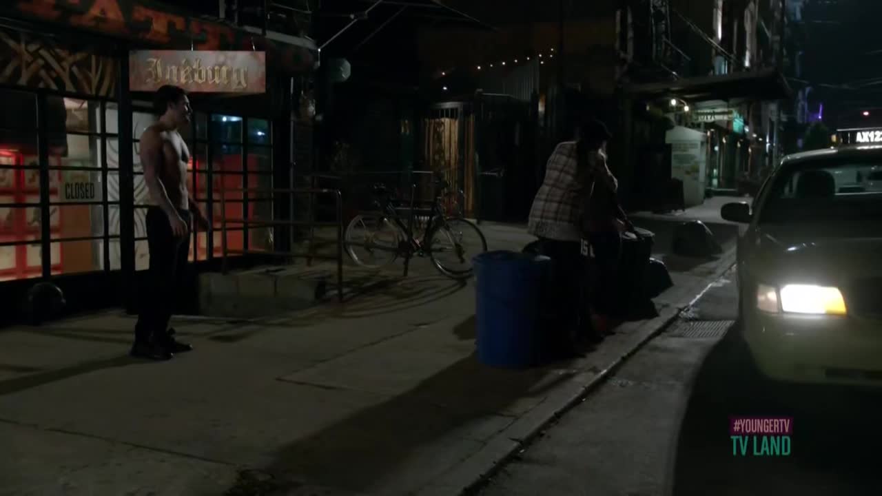 DailyDuff-dot-nl_Younger1x04-00360.jpg