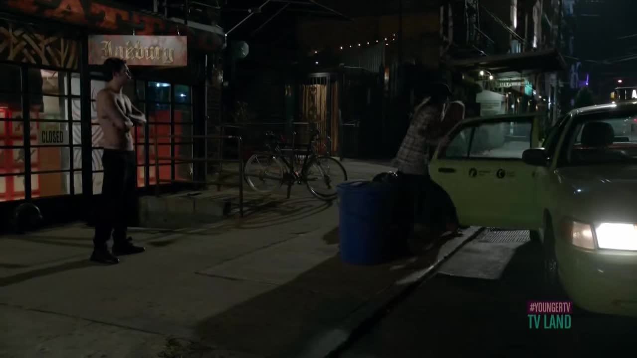 DailyDuff-dot-nl_Younger1x04-00362.jpg
