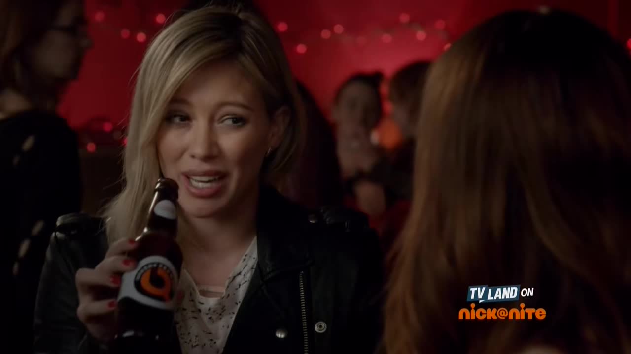 DailyDuff-dot-nl_Younger1x07-00022.jpg