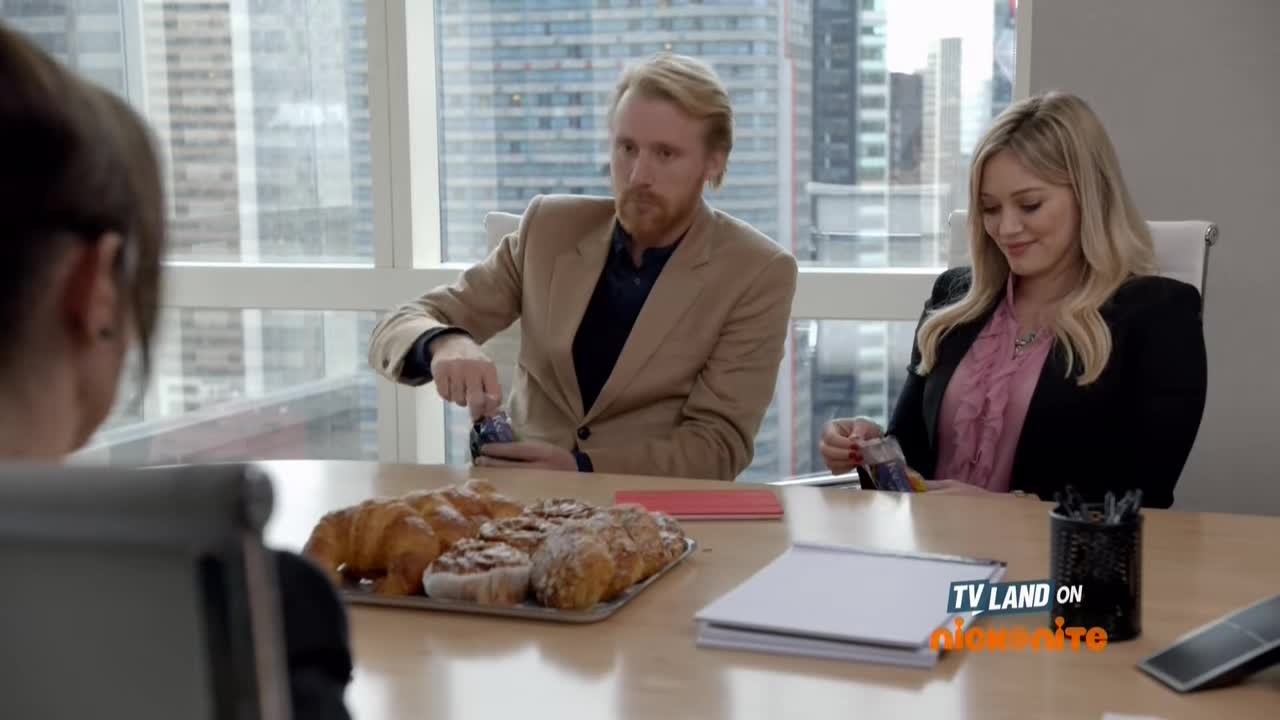DailyDuff-dot-nl_Younger1x07-00097.jpg