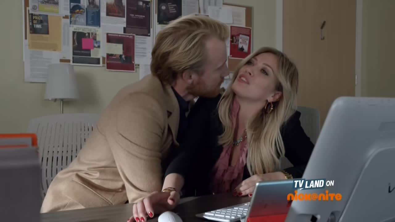 DailyDuff-dot-nl_Younger1x07-00143.jpg