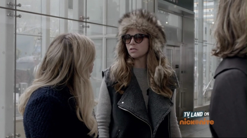 DailyDuff-dot-nl_Younger1x09-0426.jpg